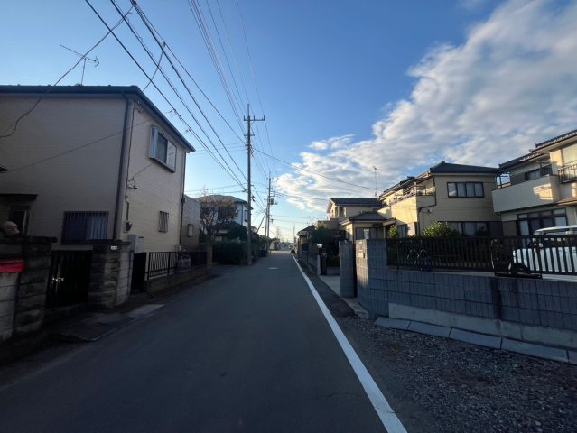 川越市寺山　建築条件なし売地　西武新宿線『本川越駅』徒歩43分　【山田小学区】の前面道路含む現地写真