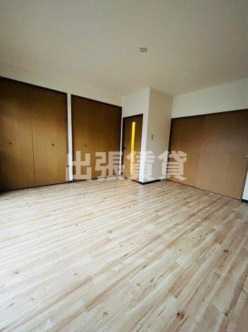 仲介手数料0円！エルメゾンの居間・リビング