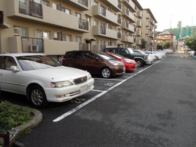 【駐車場】 | メゾン千里丘P棟