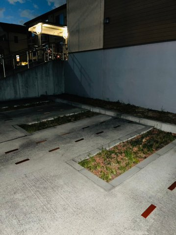 仲介手数料0円！！A la del ciero IIの駐車場