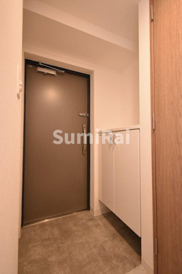 【玄関】 | ファーストフィオーレ神戸元町ディモーラ