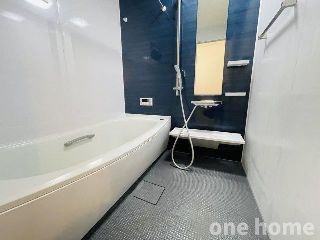 巽北2丁目中古戸建の浴室|◆まだまだ使えるユニットバス♪
◆【onehome販売窓口・即日内覧可能】売主様→当社→お客様の関係でご内覧～商談までスムーズです!!
◆平日・土日、即日内覧会開催中！ 電話問合せがスムーズです！