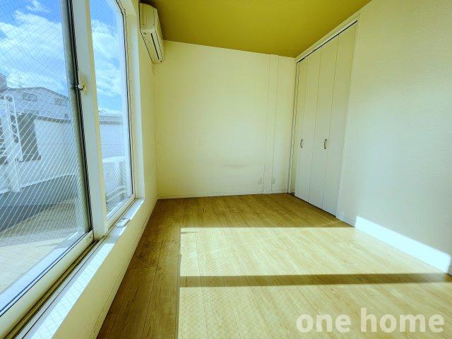 巽北2丁目中古戸建の洋室|◆南面バルコニーに面したとっても明るい洋室6帖です♪
◆【onehome販売窓口・即日内覧可能】売主様→当社→お客様の関係でご内覧～商談までスムーズです!!
◆平日・土日、即日内覧会開催中！
