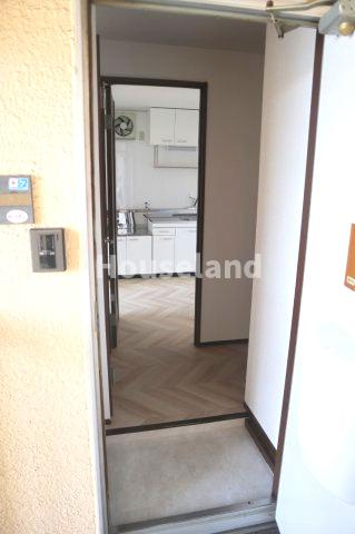 コープ砂山の玄関