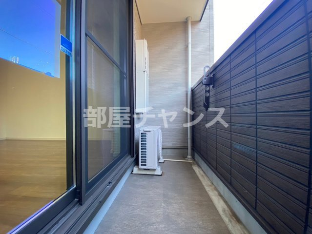 アスピラシオン尾頭橋のバルコニー