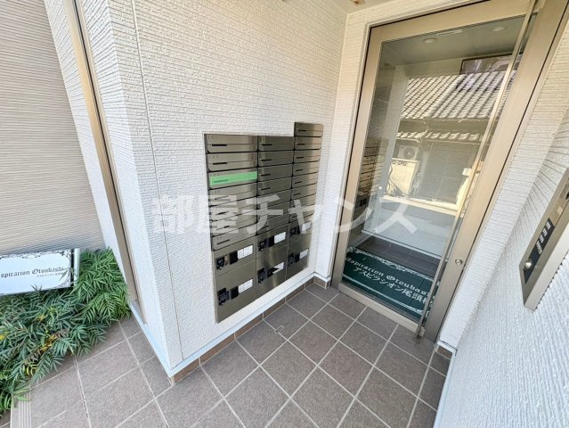 アスピラシオン尾頭橋のエントランス