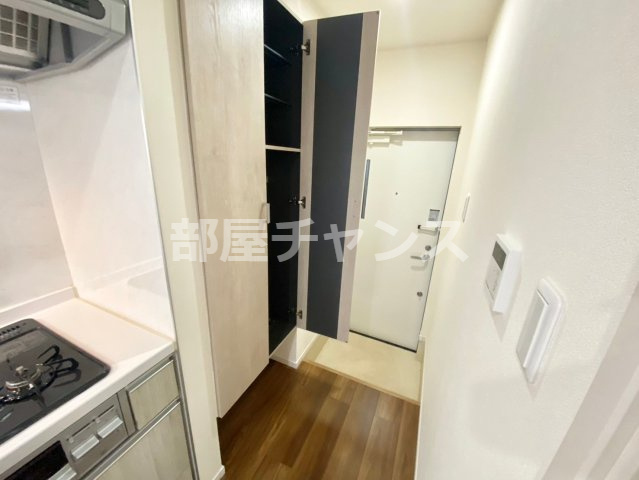 アスピラシオン尾頭橋の玄関