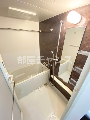 アスピラシオン尾頭橋の浴室