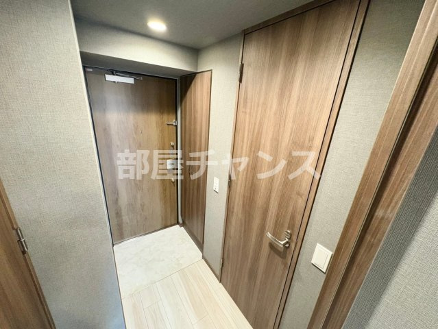 メイクスWアート浅間町の玄関