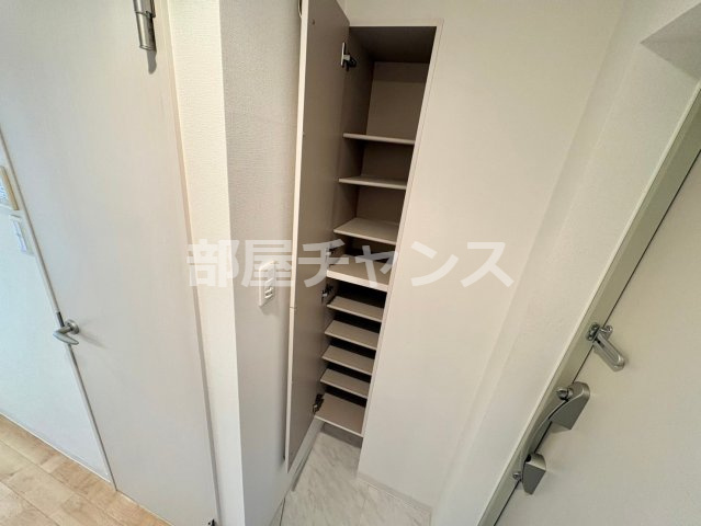 サン フィールドの収納