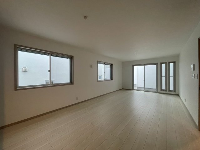 横浜市港北区樽町4丁目 新築戸建【仲介手数料無料】