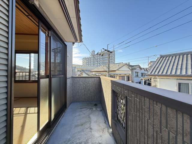大津乙テラスハウスのバルコニー