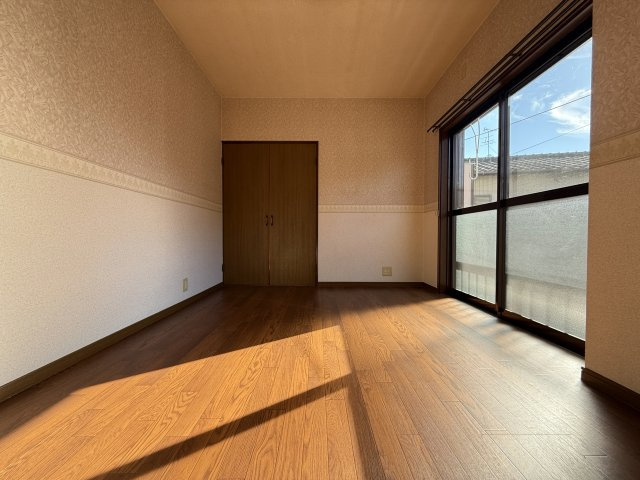 大津乙テラスハウスの洋室