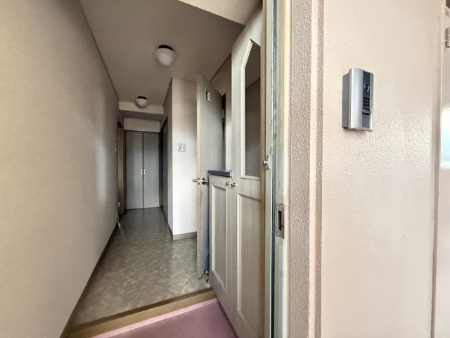 レジデンツ・アハトの玄関