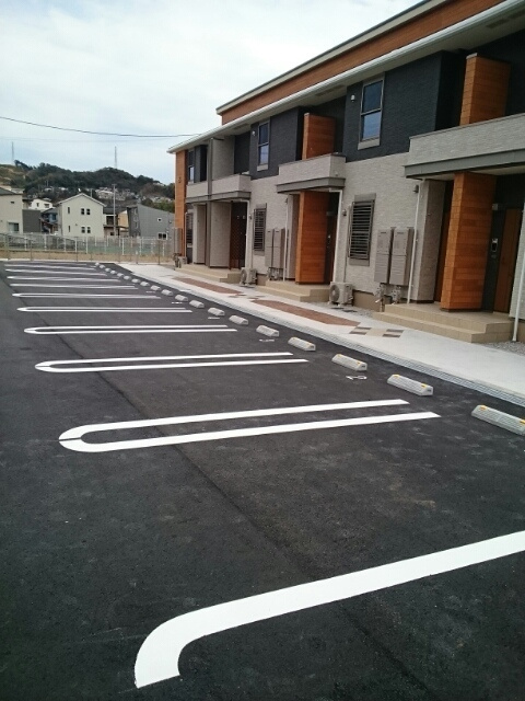 Ｅｔｏｉｌｅ・Ｋ　Ｂの駐車場|駐車場