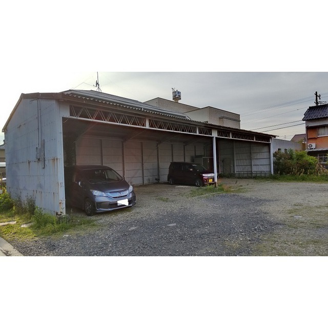 城前町1丁目駐車場の外観