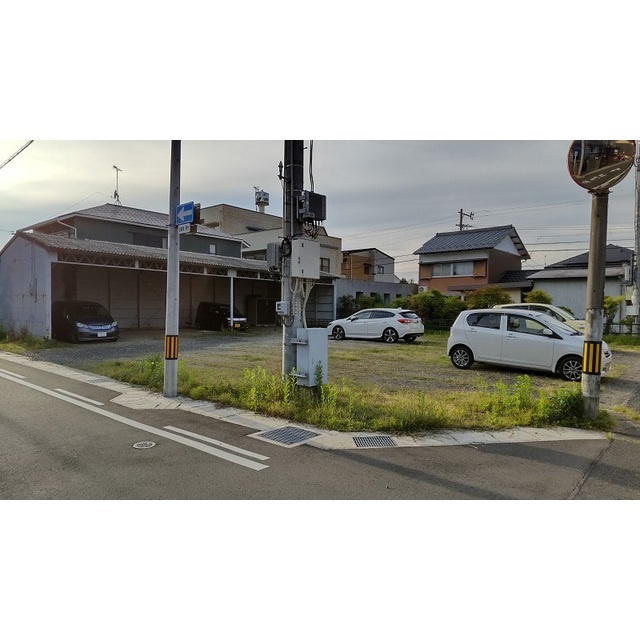 城前町1丁目駐車場の外観