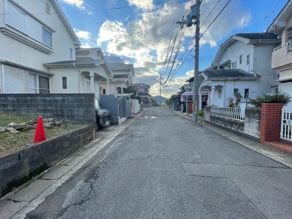 和歌山市下三毛　土地の前面道路含む現地写真