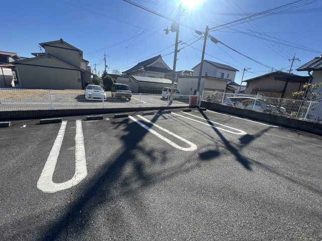 パレ・デリシューの駐車場