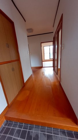 【玄関】 | 湯河原町吉浜アパート2階