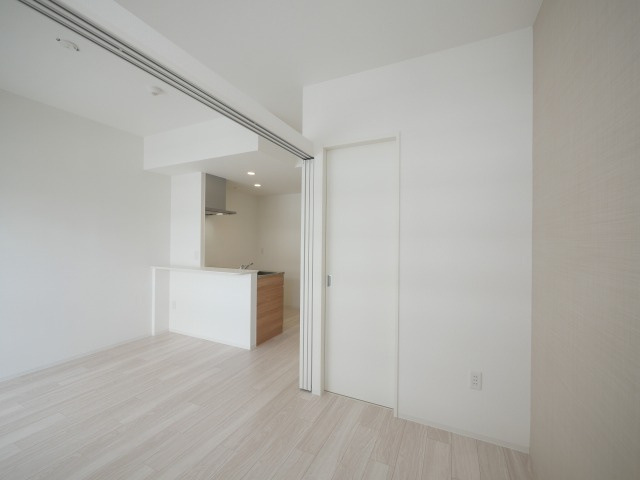 セレニテ新大阪ミラク壱番館の洋室