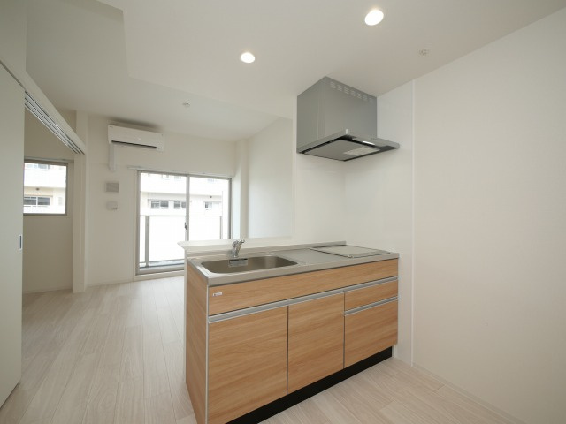 セレニテ新大阪ミラク壱番館のキッチン