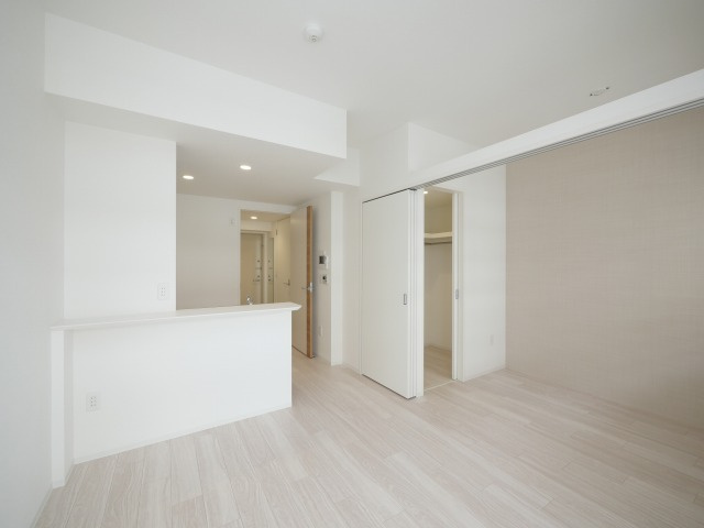 セレニテ新大阪ミラク壱番館の居間・リビング