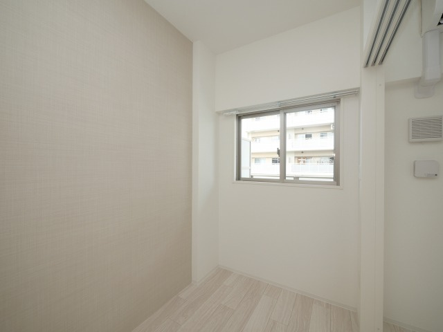 セレニテ新大阪ミラク壱番館の洋室