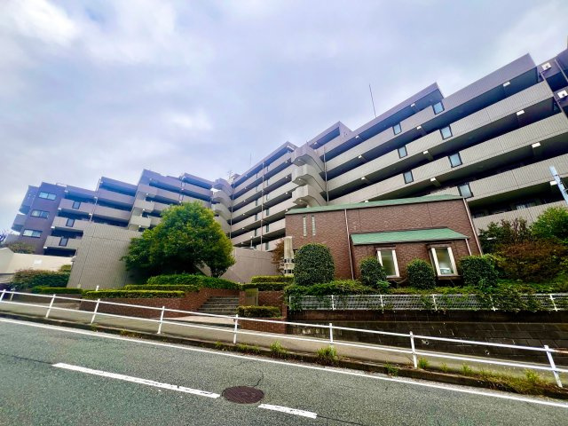 エクレール多摩永山ヒルズの外観パース