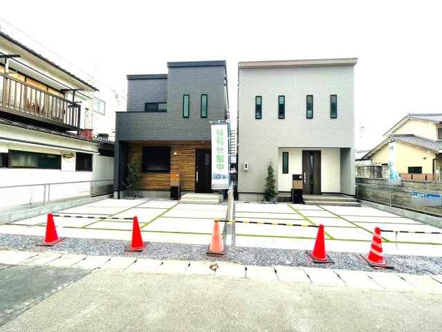 戸建　岐阜市竜田町　全2区画分譲の外観|■全体写真　
■ヤマダ不動産　株式会社リライフ　岐阜店　