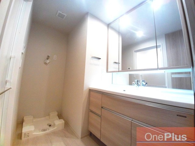 パークシュロス芦屋の洗面所