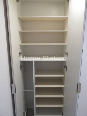 【玄関】 | アドバンス大阪フルーヴ