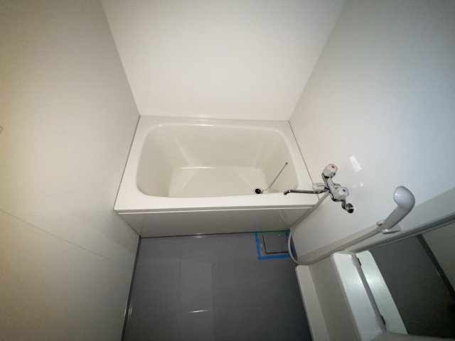 ネオクオーツ神屋 壱番館の浴室