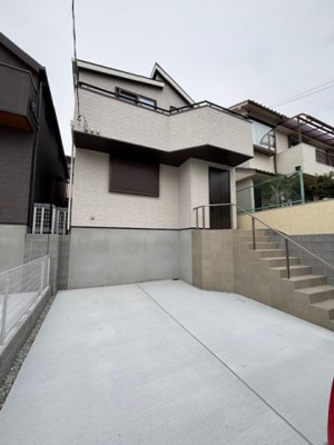 【外観】 | 神戸市垂水区神陵台9丁目　新築戸建2号地　仲介手数料無料！ | 落ち着いた雰囲気の外観です
