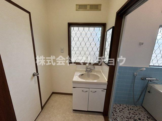 百恵マンションの洗面所|洗面所です