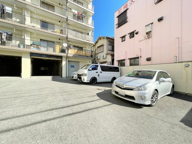 エンカーサ・アマの駐車場|駐車場完備です