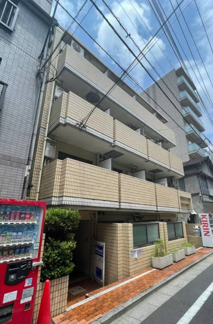 apartment 弥生町１丁目8-4.