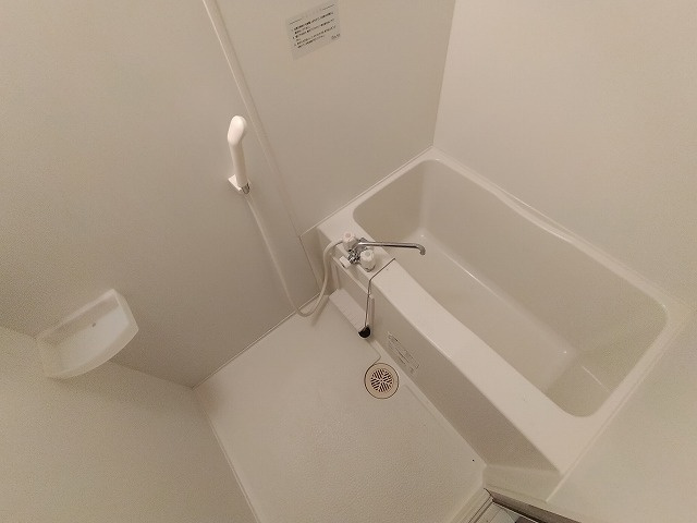 神戸市兵庫区西出町の賃貸マンションの浴室