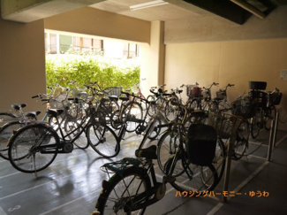 【その他共用部分】 | 建物内に、便利な駐輪場があります。