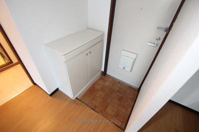 【エントランス】 | ステイタス月隈Ⅱ | ゆとりのあるエントランスです
ステイタス月隈2　101号室　2018年11月24日撮影