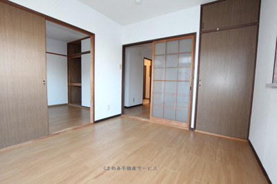 【居間・リビング】 | ステイタス月隈Ⅱ | 使いやすい居間です
ステイタス月隈2　101号室　2018年11月24日撮影