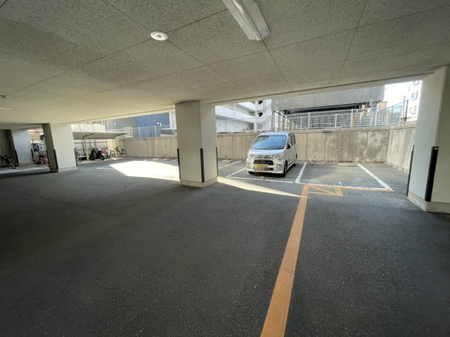 朝日プラザ久留米Ⅱの駐車場