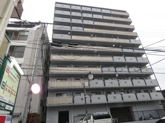 RIS川越の外観