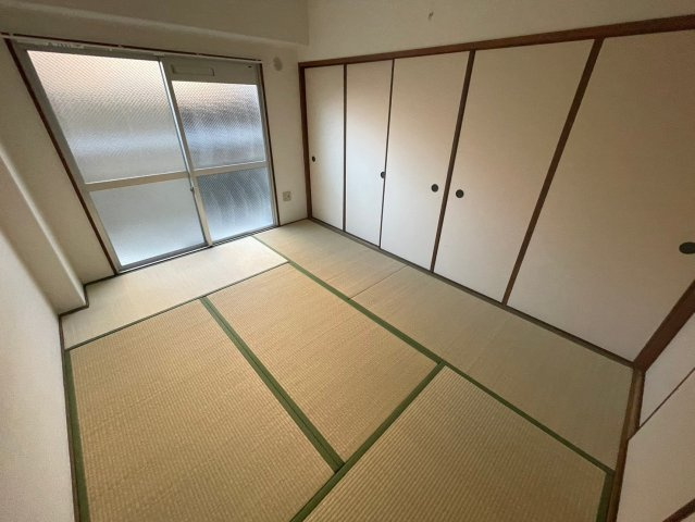 メゾン甲南の和室