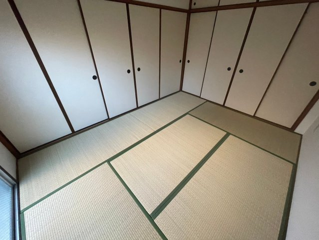 メゾン甲南の和室