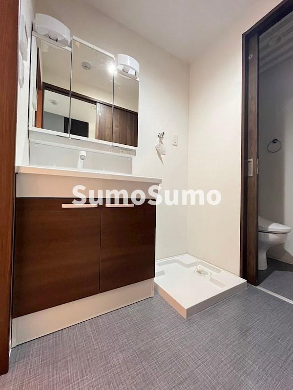 ワコーレヴィータ川西通の独立洗面台|独立洗面台あり、毎朝おしゃれに忙しい女性の方におすすめです