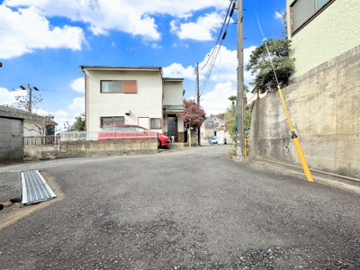 【前面道路含む現地写真】 | ◆◇川井本町売地◇◆ | ◆前面道路も幅員があり車の運転も安心！前面道路は閑静な住宅地。車通りの少ない道路です。お子様にも安心です。
