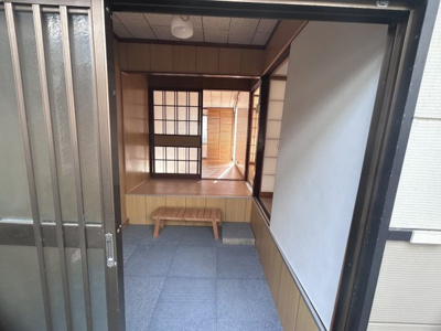 【玄関】 | 鳥取市吉方温泉町1丁目中古戸建て