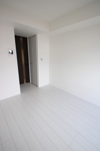 グランリーヴェル横濱NOELの洋室