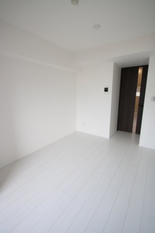 グランリーヴェル横濱NOELの洋室